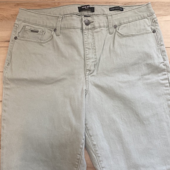 Nine West Jeans Womens Size 14. Gramercy Skinny Ankle with Raw Hems. - Picture 2 of 12